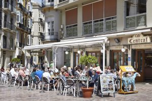 Málagas ældste kaffebar bliver til en svensk pub