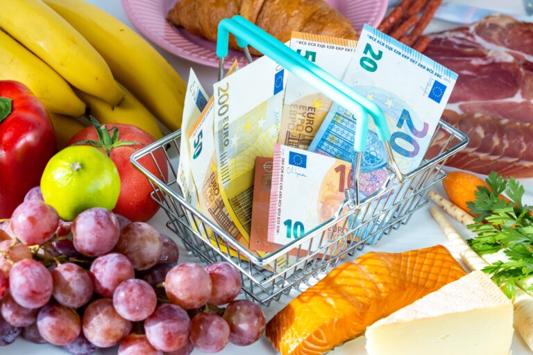 Inflationen falder – fødevarepriserne stiger