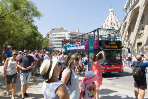 Har Spanien plads til flere turister – og er det virkelig ønskeligt?