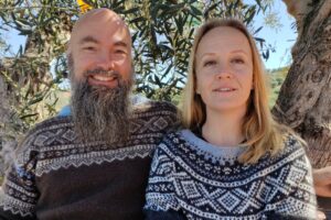Mød Rebecca og Raymond – Spaniens eneste autentiske skandinaviske økologiske olivendyrkere