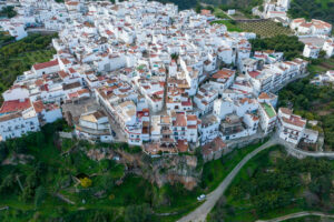Málaga landsby med ejendomspriser som Madrid og Barcelona