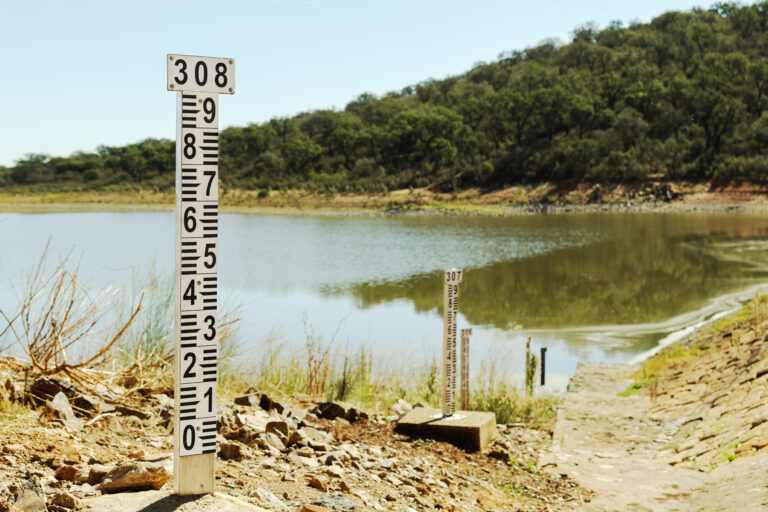 The,Water,Level,Meter,Of,This,Dam,Demonstrates,The,Scarcity