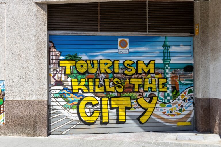 Stor protest mod turismen i Málaga