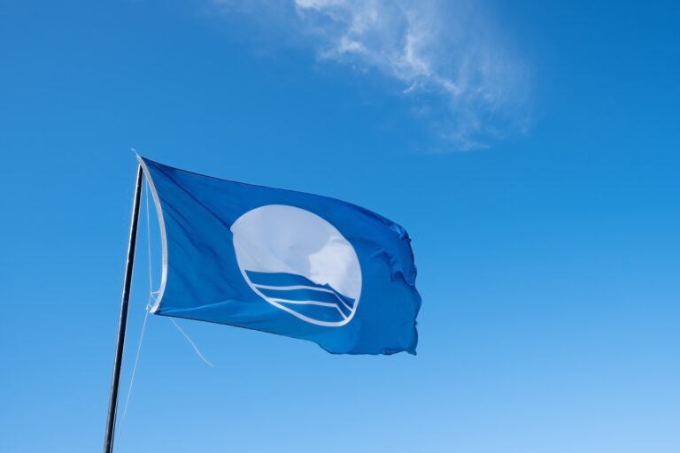 Første blå flag til to strande i Torremolinos