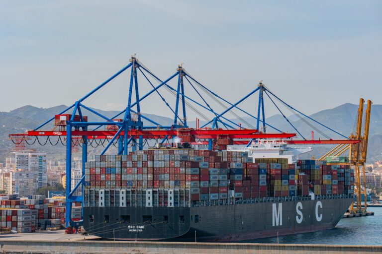 Containerskibene hober sig op i Málaga