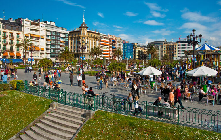San,Sebastian,,Spain,-,April,28:,Old,Town,Of,San