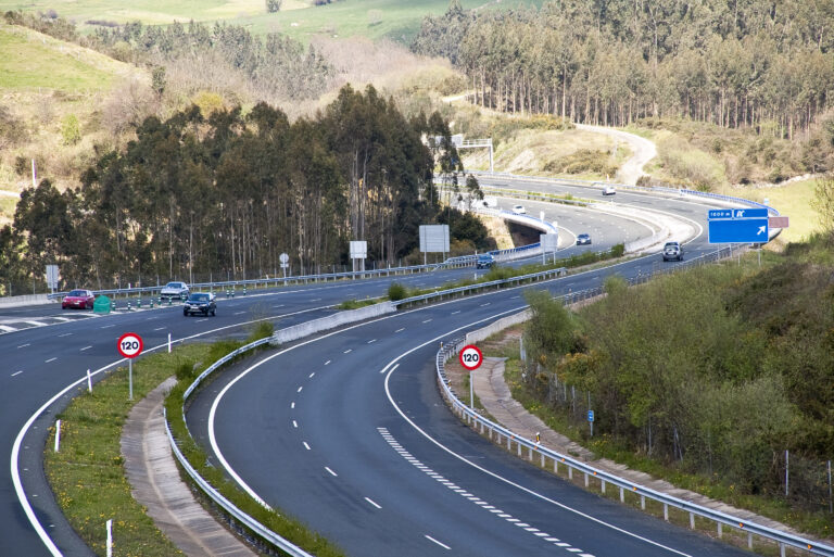 Store ændringer i kørselsregler på motorveje i 2025