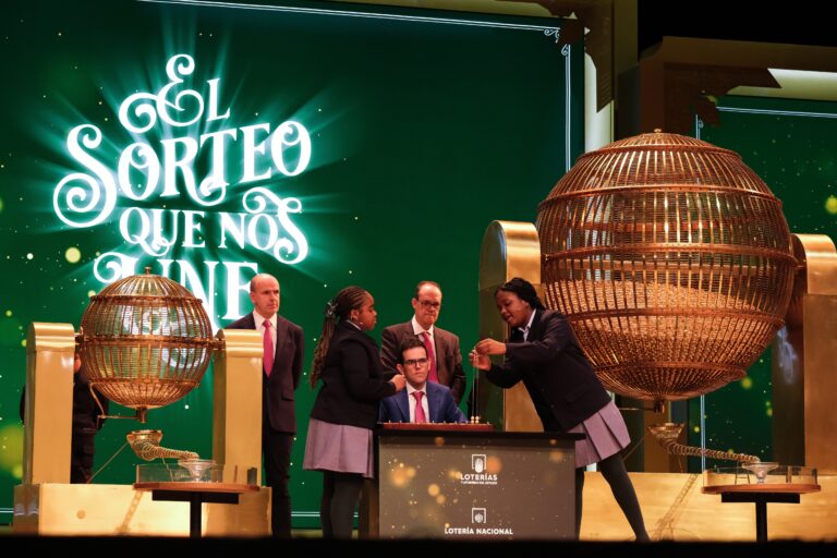 Julelotteri i august