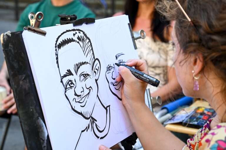 Ikke plads til karikaturtegnerne i Marbella