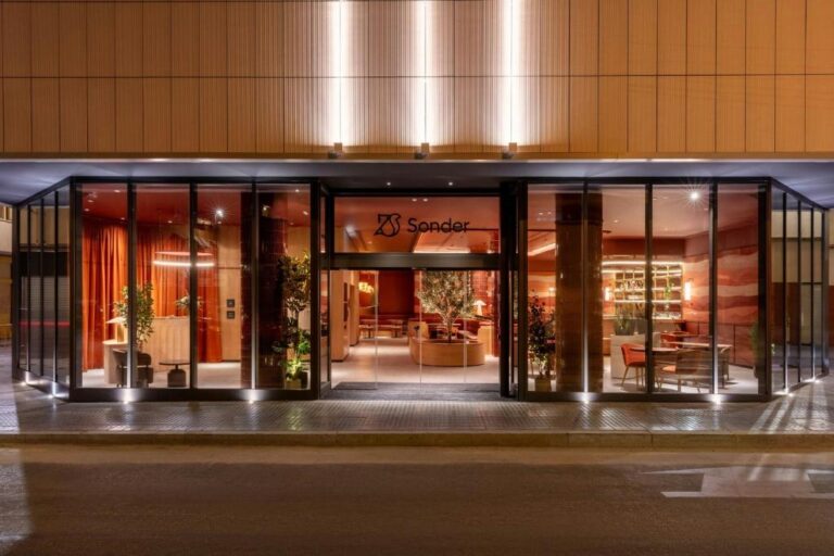 Stort hotel lukker med få timers varsel