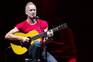 Sting annoncerer koncert på Costa del Sol