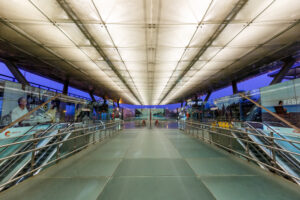 Rulletrapper i lufthavnen bliver endelig repareret!