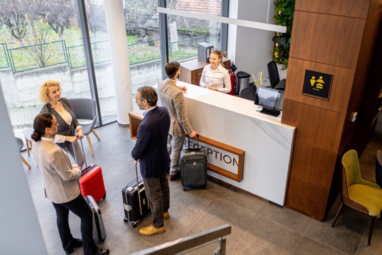 Kun få hoteller lukker i lavsæsonen